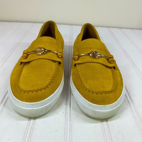 Coach  Corey yellow suede loafers - Picture 2 of 9